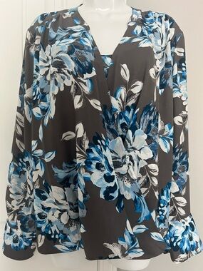 NWT CHICOS FLORAL TOP SZ 3/XL/16